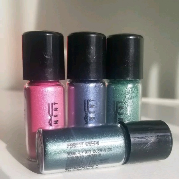 DISCONTINUED MAC Miniature Eye Pigment Collection - Picture 2 of 5